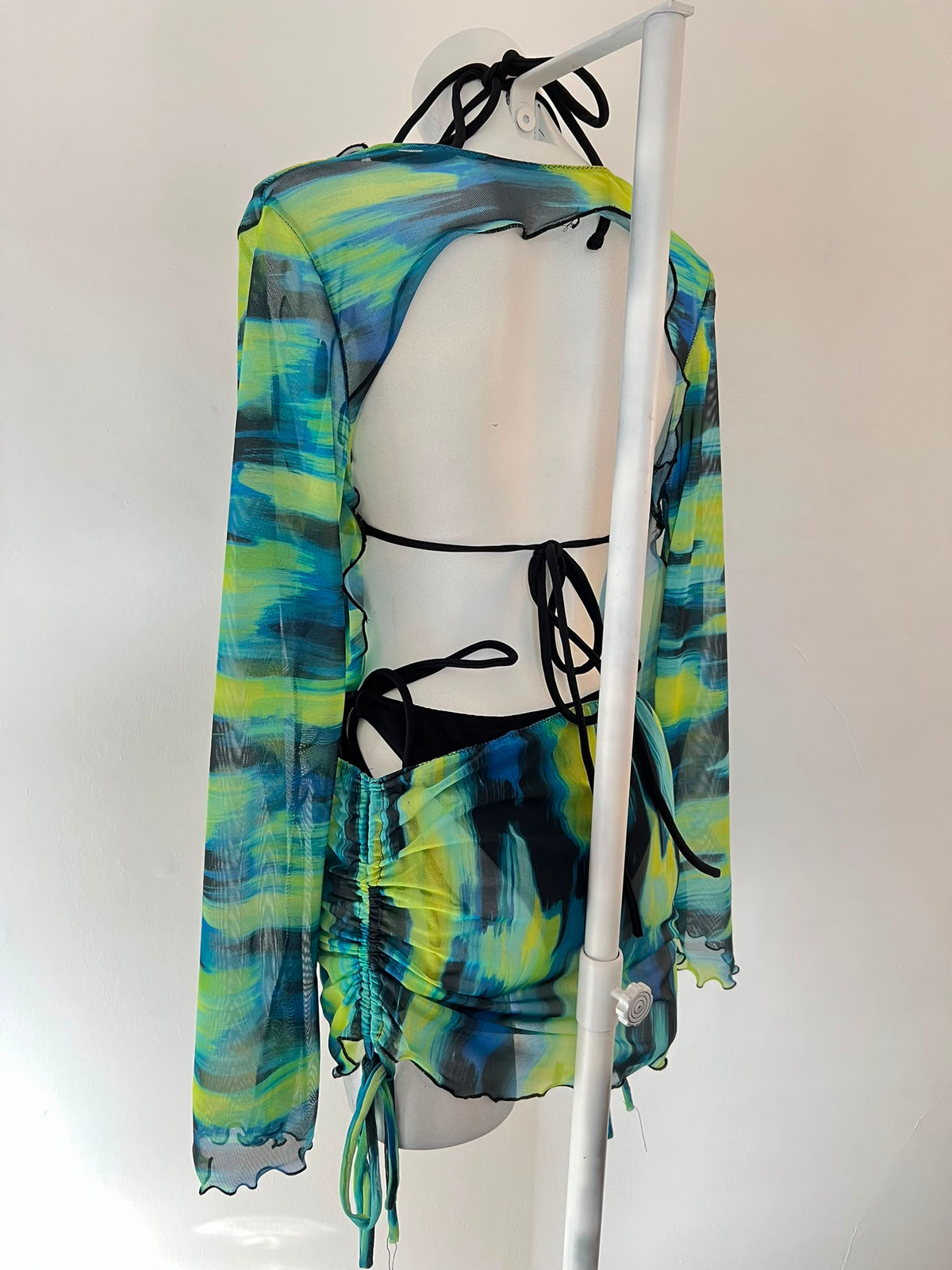 Lagoon Wave Cover-Up π