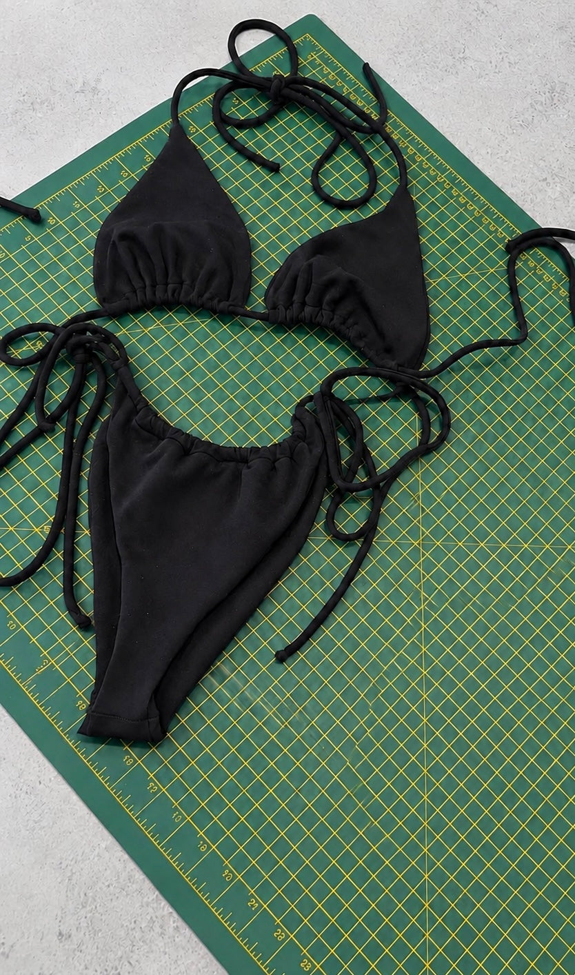 Eclipse Bikini 🖤