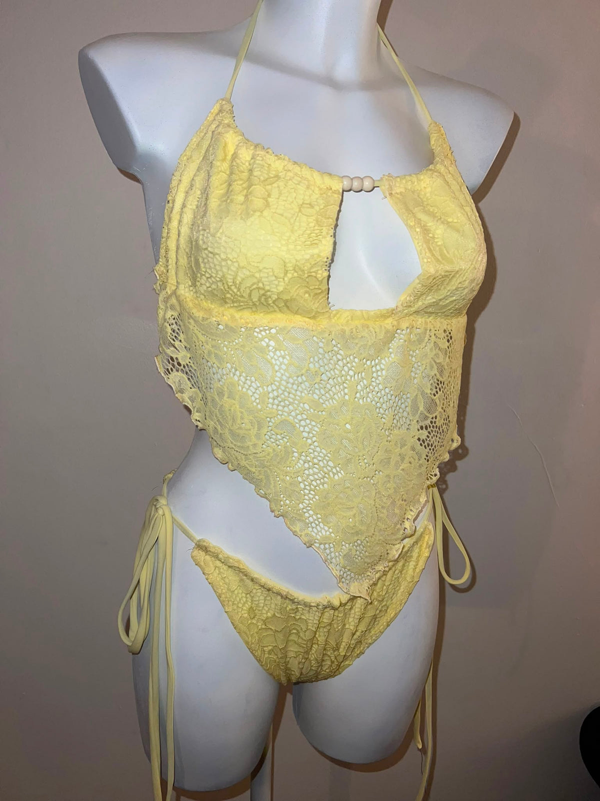 Limoncello Lace Drape Top 💛